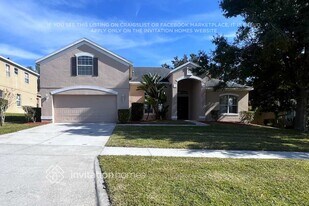 2856 Majestic Isle Dr in Clermont, FL - Building Photo