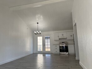 13221 N. 21st - RGRB in Phoenix, AZ - Building Photo - Interior Photo