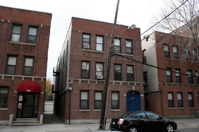 1419 Rowland St in Bronx, NY - Building Photo - Building Photo