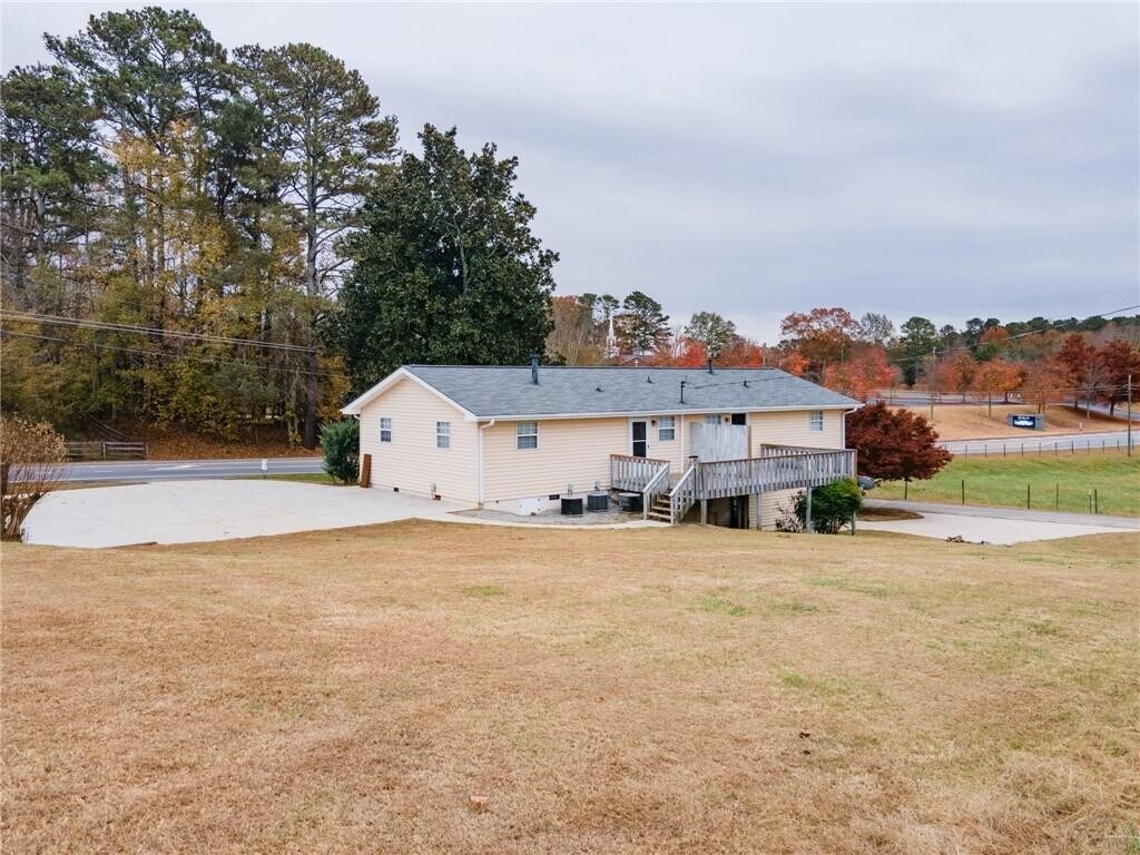 2507 E Cherokee Dr Rentals in Woodstock, GA