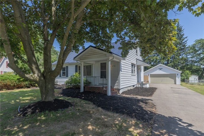 578 Victory Hwy in Painted Post, NY - Building Photo - Building Photo