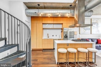 1515 15th St NW, Unit 709 in Washington, DC - Foto de edificio - Building Photo