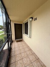 16491 Blatt Blvd in Weston, FL - Building Photo - Building Photo