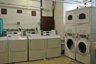 1203 Boylston St, Unit 32 in Boston, MA - Building Photo