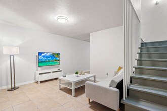 3312 Gtwy Blvd E in El Paso, TX - Building Photo - Building Photo