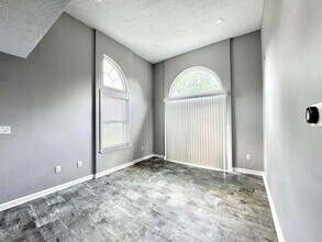 404 Bainbridge Ct in Lexington, KY - Foto de edificio - Building Photo