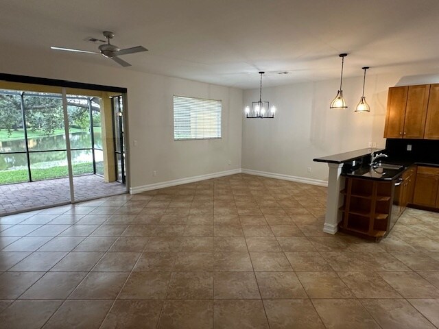10261 Olivewood Way in Estero, FL - Building Photo
