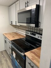 100 Lewis Dr-Unit -3D in Savannah, GA - Building Photo - Building Photo