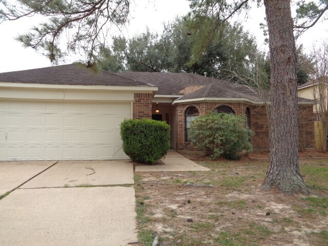 property at 17823 Poppy Trails Ln