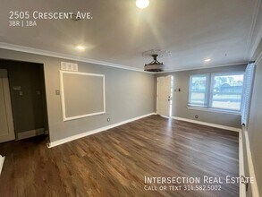 2505 Crescent Ave in St. Louis, MO - Building Photo - Building Photo