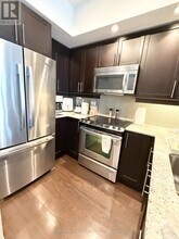 75-1475 E Liberty St in Toronto, ON - Building Photo - Building Photo
