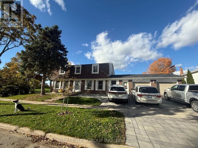 property at 2 Gloxinia Crescent