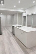 925 Deveron Crescent in London, ON - Building Photo - Building Photo