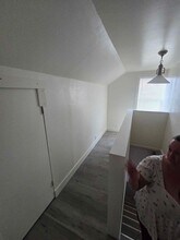 621 NE Alameda Ave in Roseburg, OR - Building Photo - Building Photo