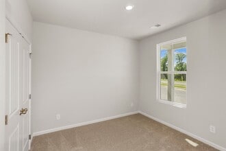 2985 Mallard Dr in Lebanon, TN - Building Photo - Building Photo