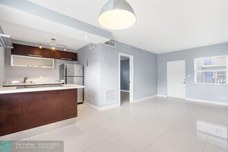 416 NE 15th Ave in Fort Lauderdale, FL - Building Photo - Building Photo