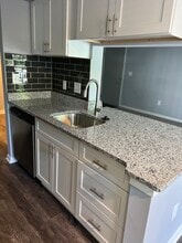 Amber Lake Apartment Homes in Charlotte, NC - Foto de edificio - Building Photo