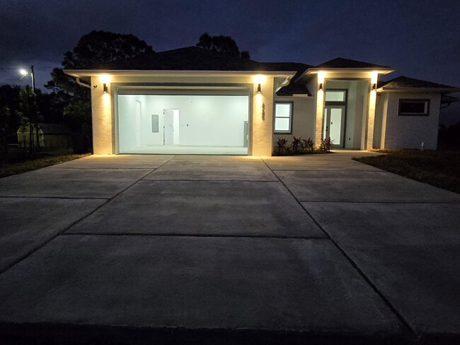 239 Ave Del Centro in Clewiston, FL - Building Photo - Building Photo