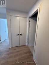 4015 The Exchange in Mississauga, ON - Building Photo - Building Photo