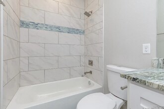 13970 Fortuna Bay Dr in Corpus Christi, TX - Building Photo - Building Photo