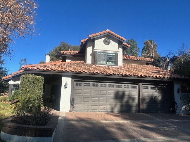 3098 Dragonfly St in Glendale, CA - Foto de edificio - Building Photo