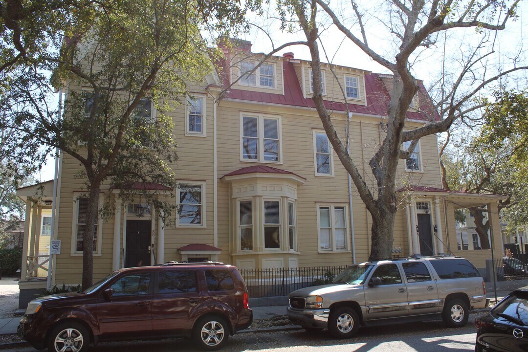57 Bull St in Charleston, SC - Building Photo