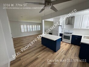 3316 W 77th St in Los Angeles, CA - Building Photo - Building Photo