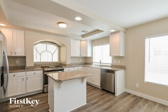 10672 Medicine Bow St in Las Vegas, NV - Building Photo - Building Photo