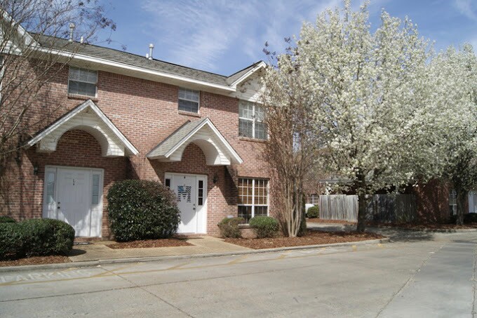 212 Lincoln Green in Starkville, MS - Building Photo