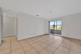 10265 Gandy Blvd N, Unit 1611 in St. Petersburg, FL - Building Photo - Building Photo