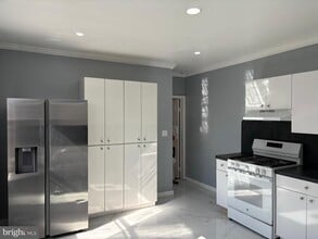 712 Ohio Ave in Trenton, NJ - Building Photo - Building Photo