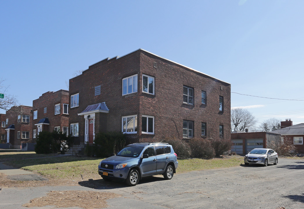 87 Hawthorne Ave in Albany, NY - Building Photo