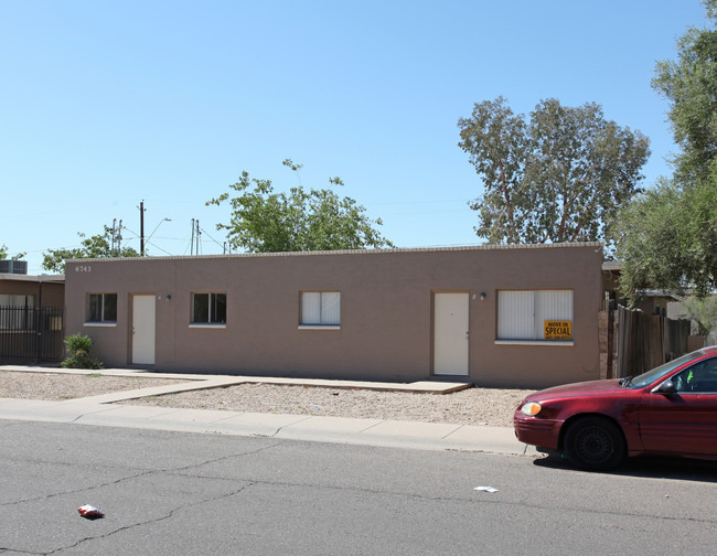 6743 W Palmaire Ave in Glendale, AZ - Building Photo - Building Photo