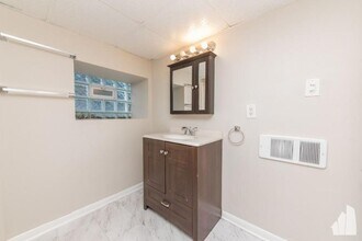 3521 W Grace St in Chicago, IL - Building Photo - Building Photo