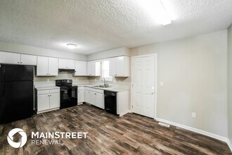 806 SE 19th St in Oak Grove, MO - Building Photo - Building Photo