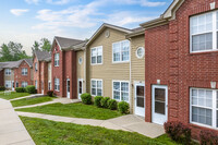 Stonehedge Townhomes in Kansas City, KS - Foto de edificio - Building Photo