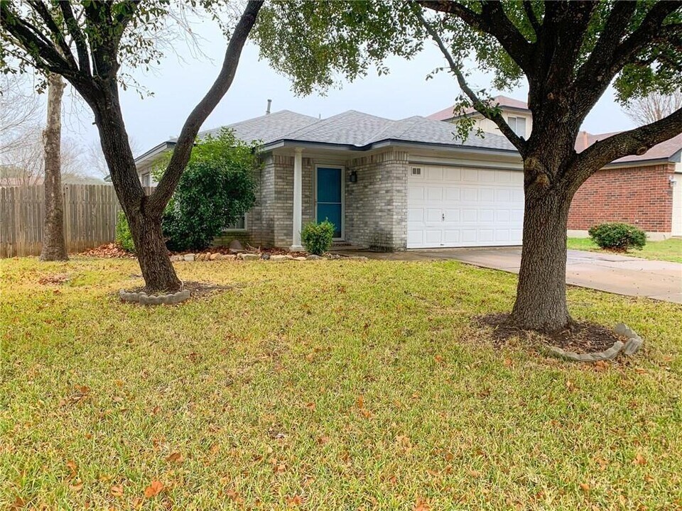 1207 Shaun Dr in Cedar Park, TX - Building Photo