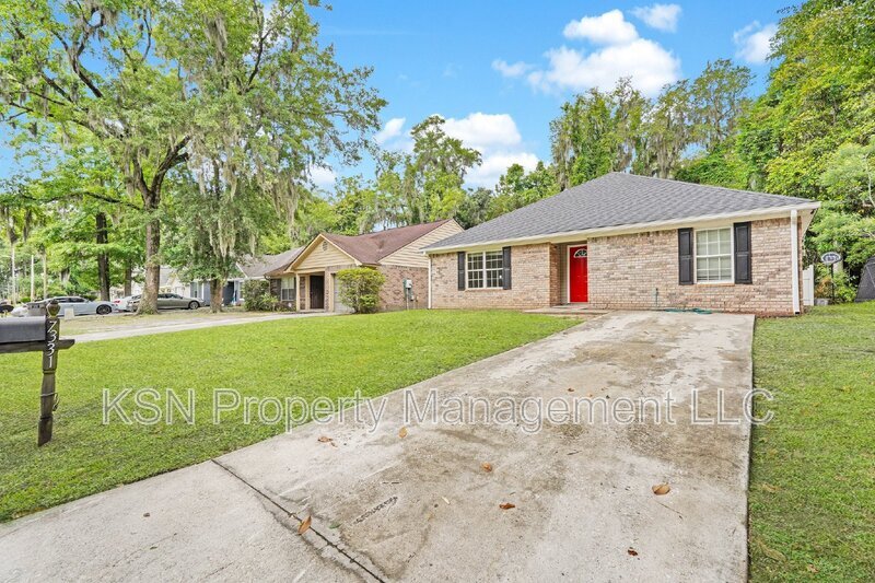 7331 Leghorn St in Savannah, GA - Foto de edificio