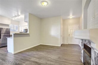 9050 W Warm Springs Rd in Las Vegas, NV - Building Photo - Building Photo