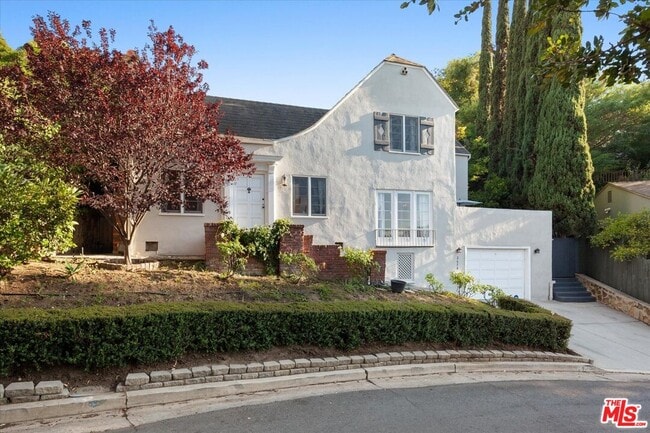 3479 Oak Glen Dr in Los Angeles, CA - Building Photo - Building Photo