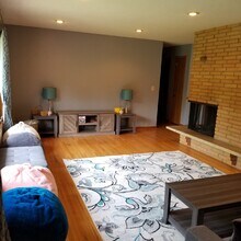 3829 Pine Ln in Minnetonka, MN - Building Photo - Building Photo