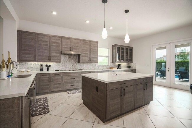 11 NW 122nd Ave in Miami, FL - Building Photo - Building Photo
