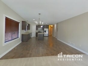 603 Tiffany Ln in Waconia, MN - Building Photo - Building Photo