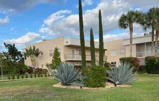 313 Normandy Ln in Delray Beach, FL - Building Photo - Building Photo