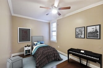 71-06 68th St in Queens, NY - Building Photo - Building Photo
