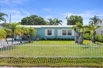 503 N Pennock Ln in Jupiter, FL - Building Photo - Building Photo