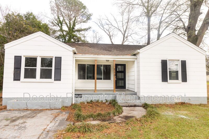 210 S Lovell Ave in Chattanooga, TN - Foto de edificio