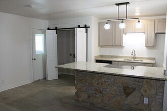 809 James St in Azle, TX - Building Photo - Building Photo