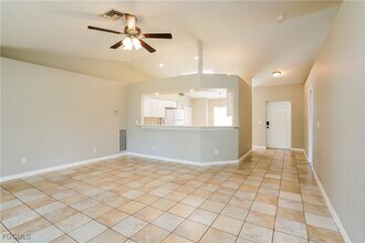 8434 Blackberry Rd in Ft. Myers, FL - Building Photo - Building Photo