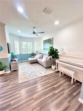 9813 Foxhall Way in Estero, FL - Foto de edificio - Building Photo